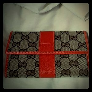 Vintage Gucci wallet w6X 10" unfolded 4"folded